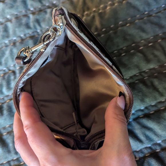 Coach Park Signature Wristlet - Picture 4 of 8